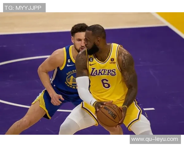 王猛吐槽詹姆斯决定2朋友们熬夜追剧后纷纷怒骂不止