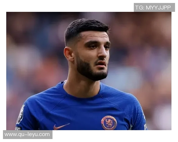 慈善拳击赛精彩上演切尔西传奇乔迪莫里斯战胜热刺名宿本特利